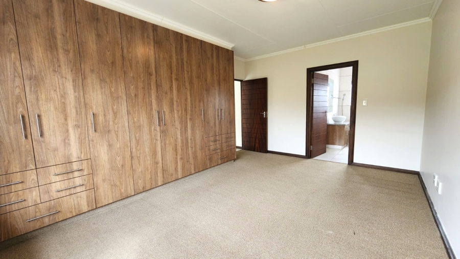 3 Bedroom Property for Sale in Dormehls Drift Western Cape